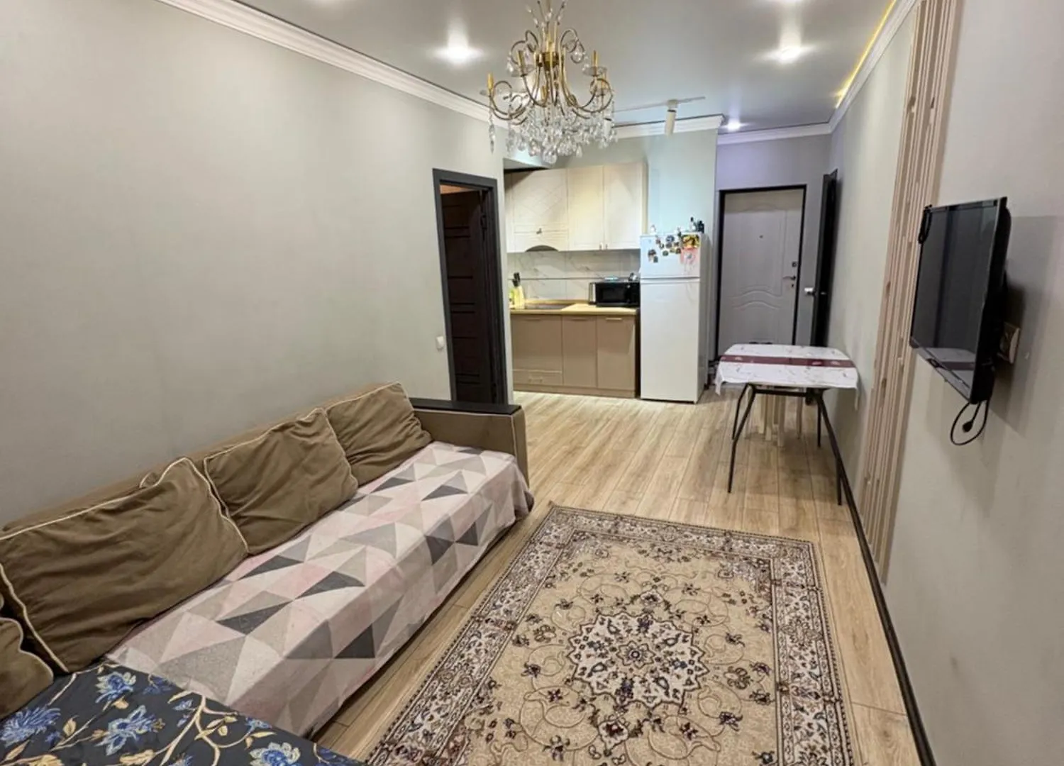 Светлая Студия С Видом На Город Almaty
